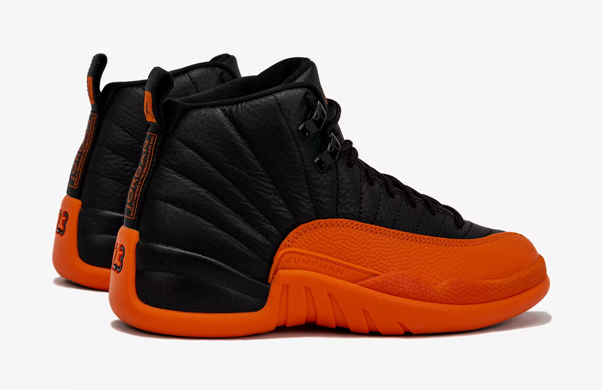 Air Jordan 12 Retro Brilliant Orange Womens Lifestyle Shoes (Black/Orange)