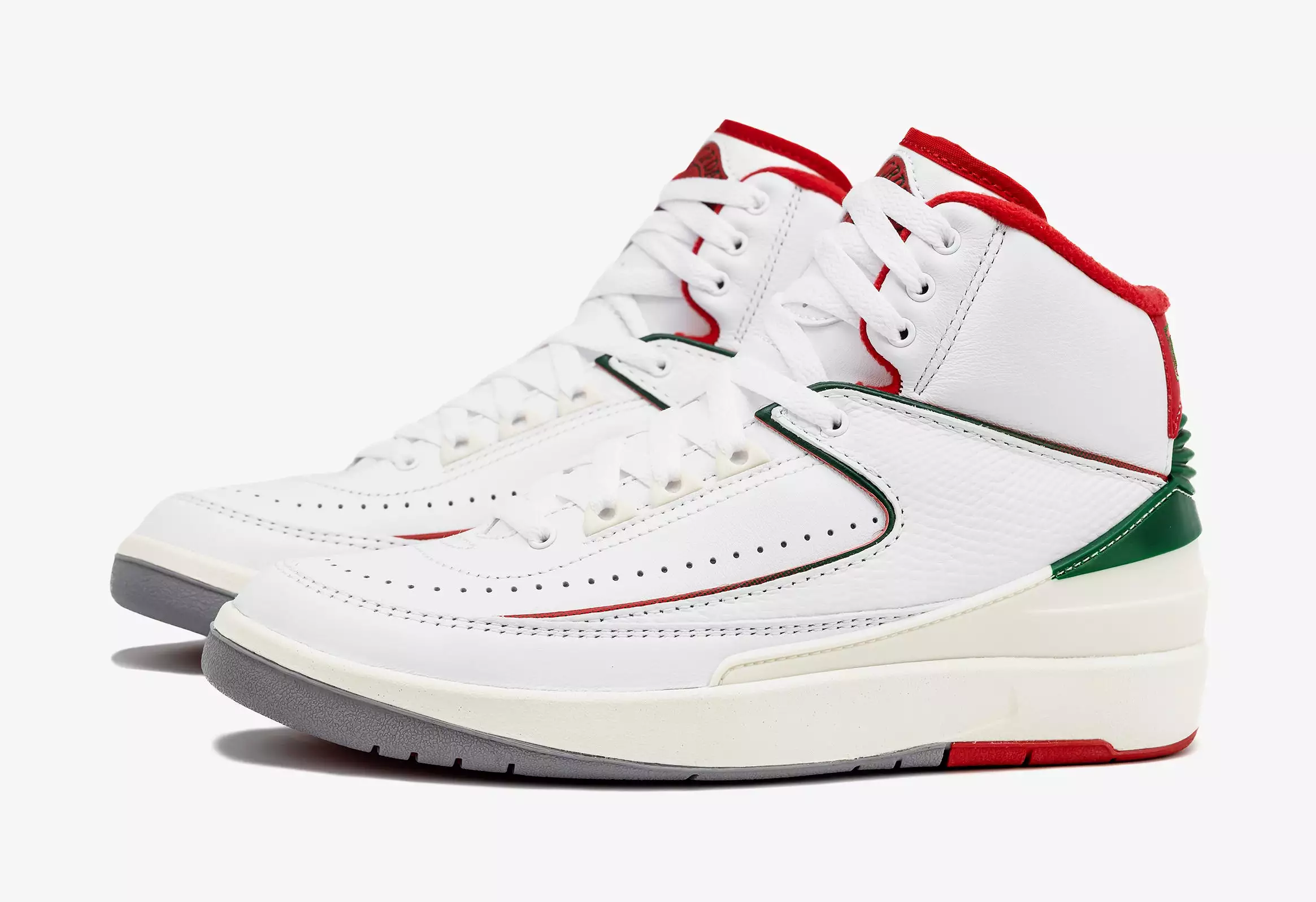 Air Jordan 2 Retro Italy Grade School Lifestyle Shoes (White/Fire Red) Free Shipping