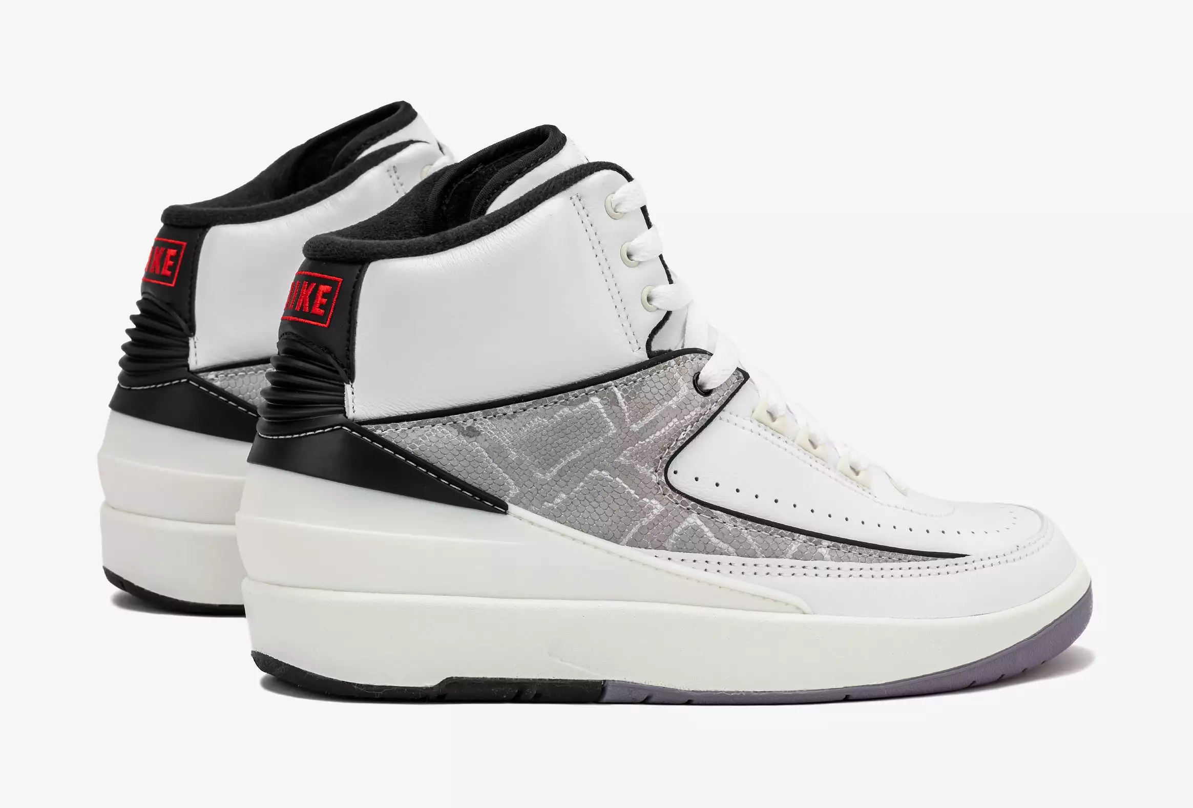 Air Jordan 2 Retro Python Mens Lifestyle Shoes (White/Fire Red/Black/Sail/Cement Grey)