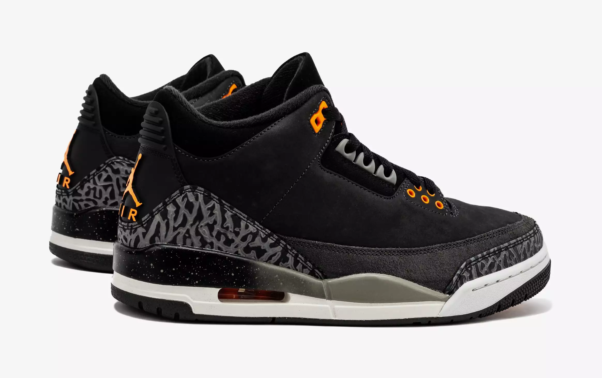 Air Jordan 3 Retro Fear Mens Lifestyle Shoes (Night Stadium/Total Orange)