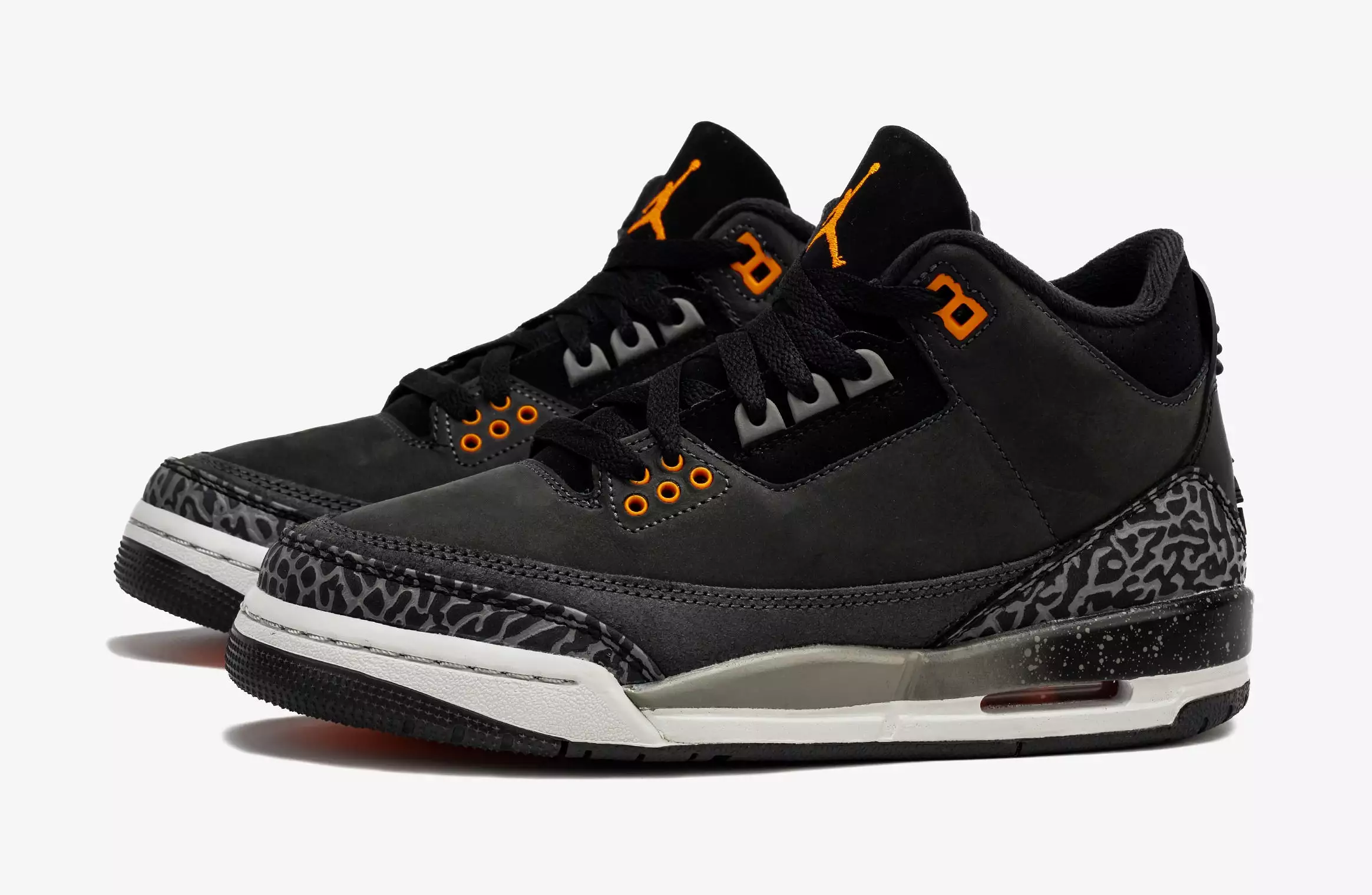 Air Jordan 3 Retro Fear Pack Grade School Lifestyle Shoes (Night Stadium/Total Orange)