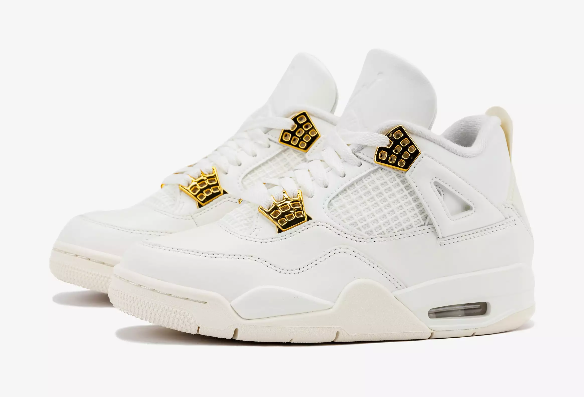 Air Jordan 4 Retro White and Gold Womens Lifestyle Shoes (Sail/Metallic Gold/Black) Limit One Per Customer