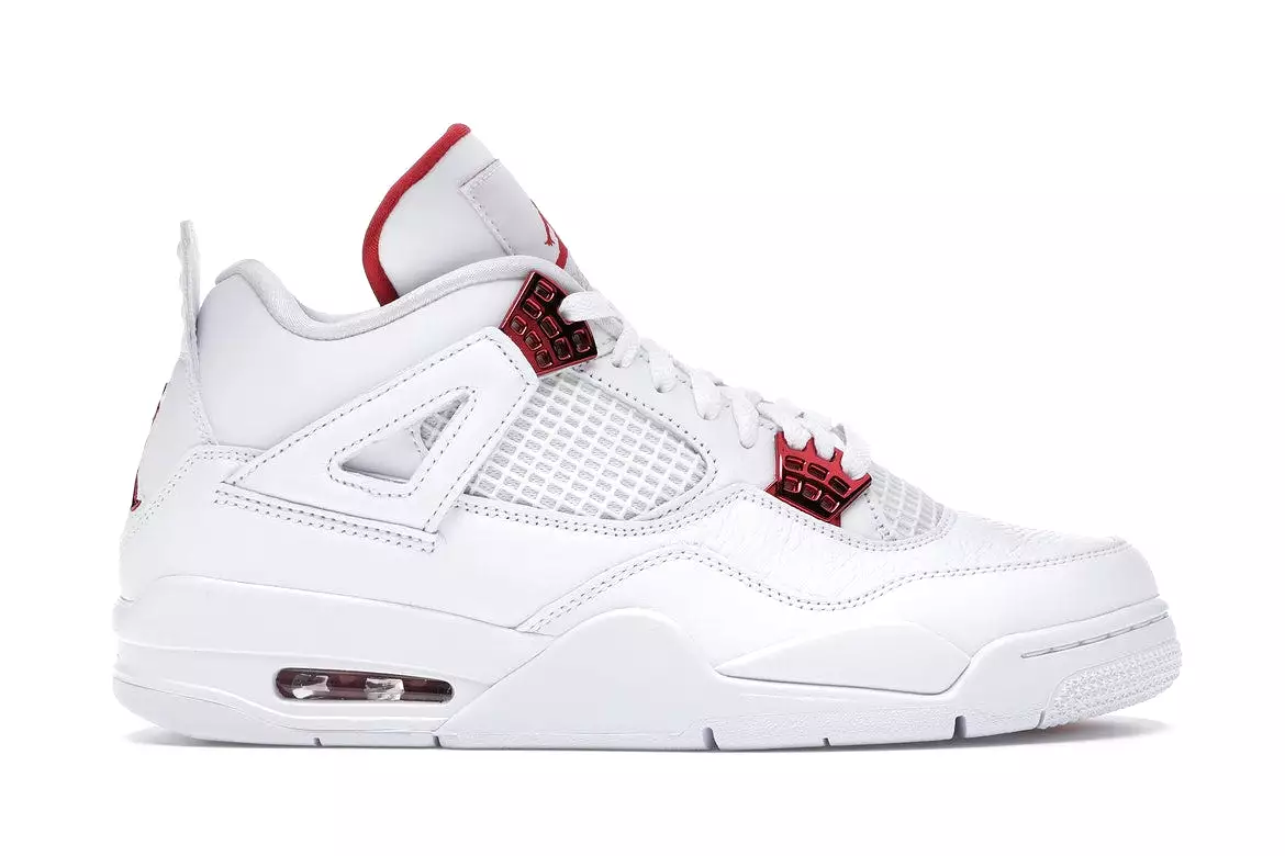 Air Jordan Retro 4 Metallic Red