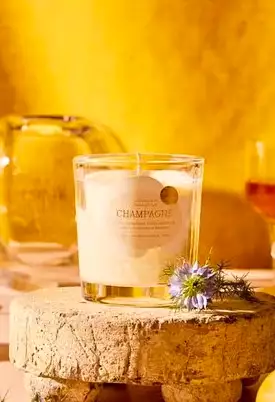 Champagne Candle 6oz