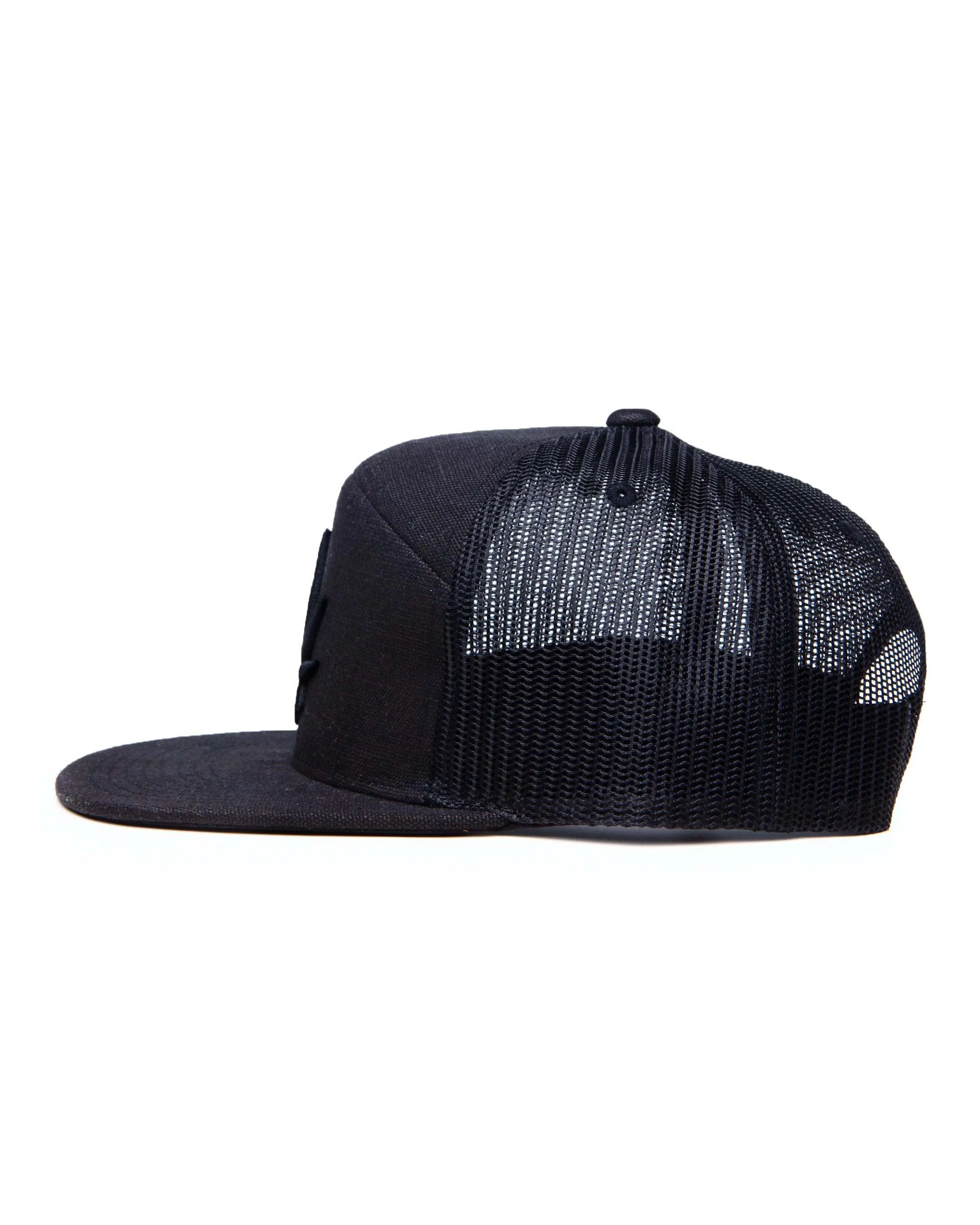 HEMPZOO BLACK LEAF ARCH TRUCKER CAP