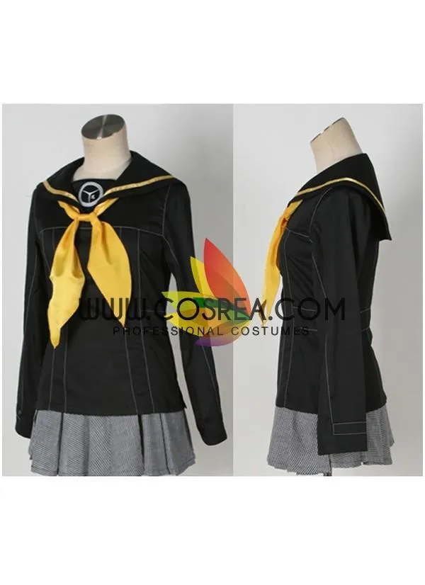 Persona 4 Rise Kujikawa Winter Cosplay Costume