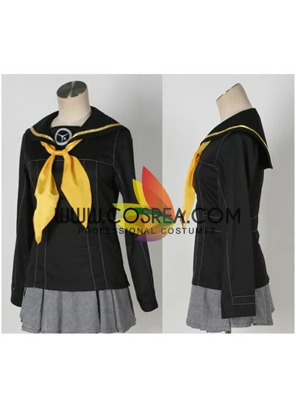 Persona 4 Rise Kujikawa Winter Cosplay Costume